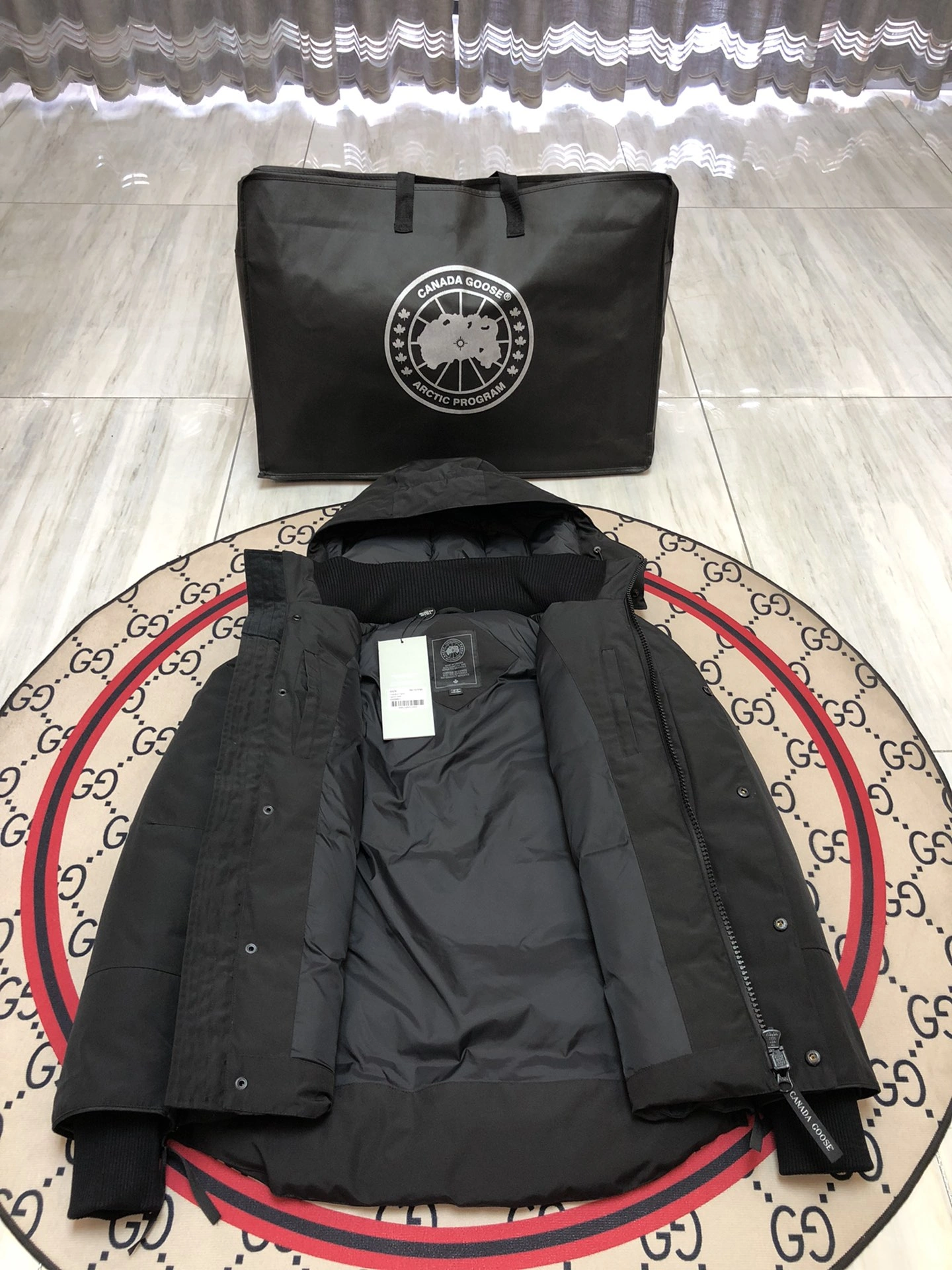 Canada Goose Down Jackets Neat 106443