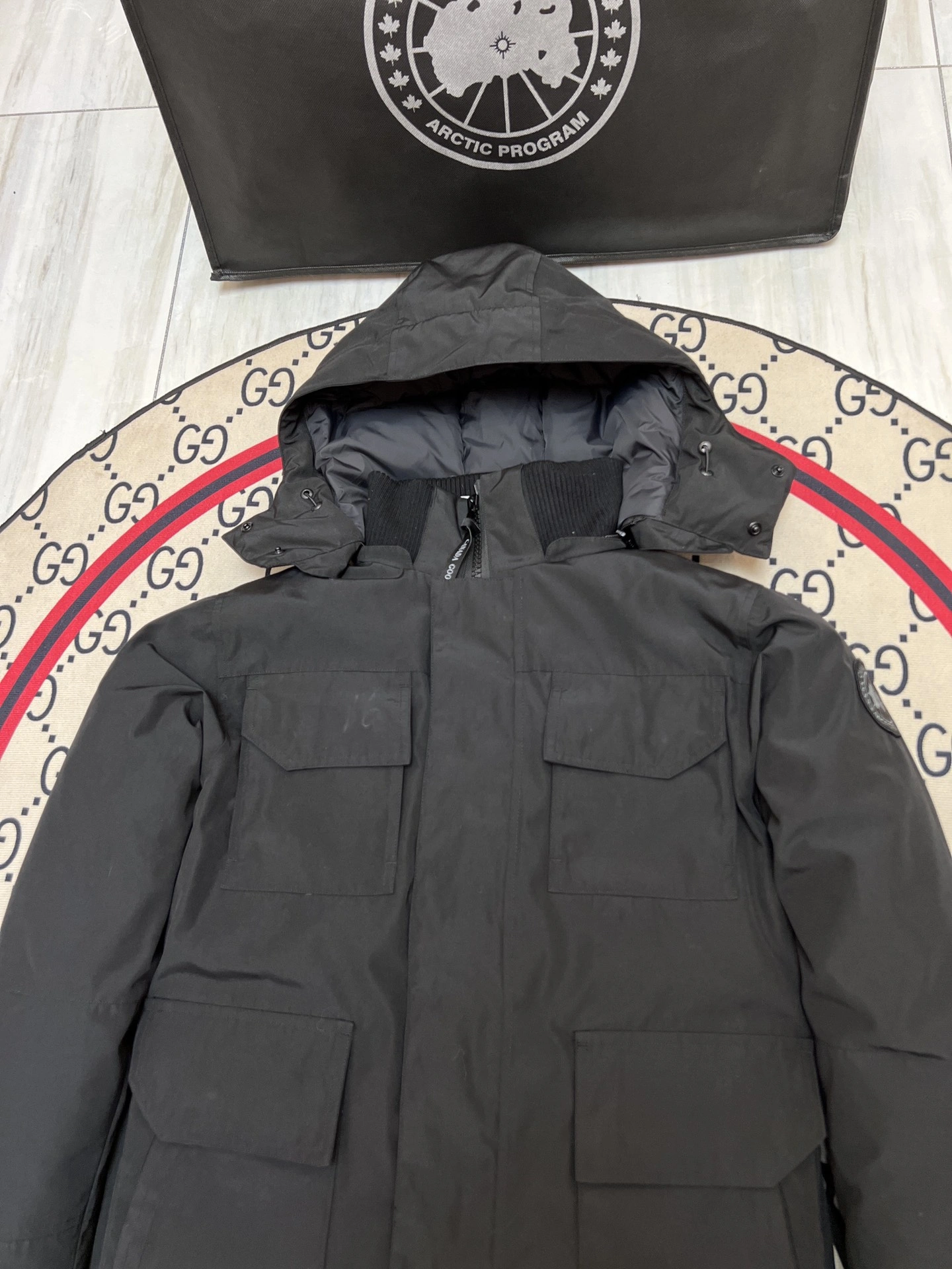 Canada Goose Down Jackets Neat 106443