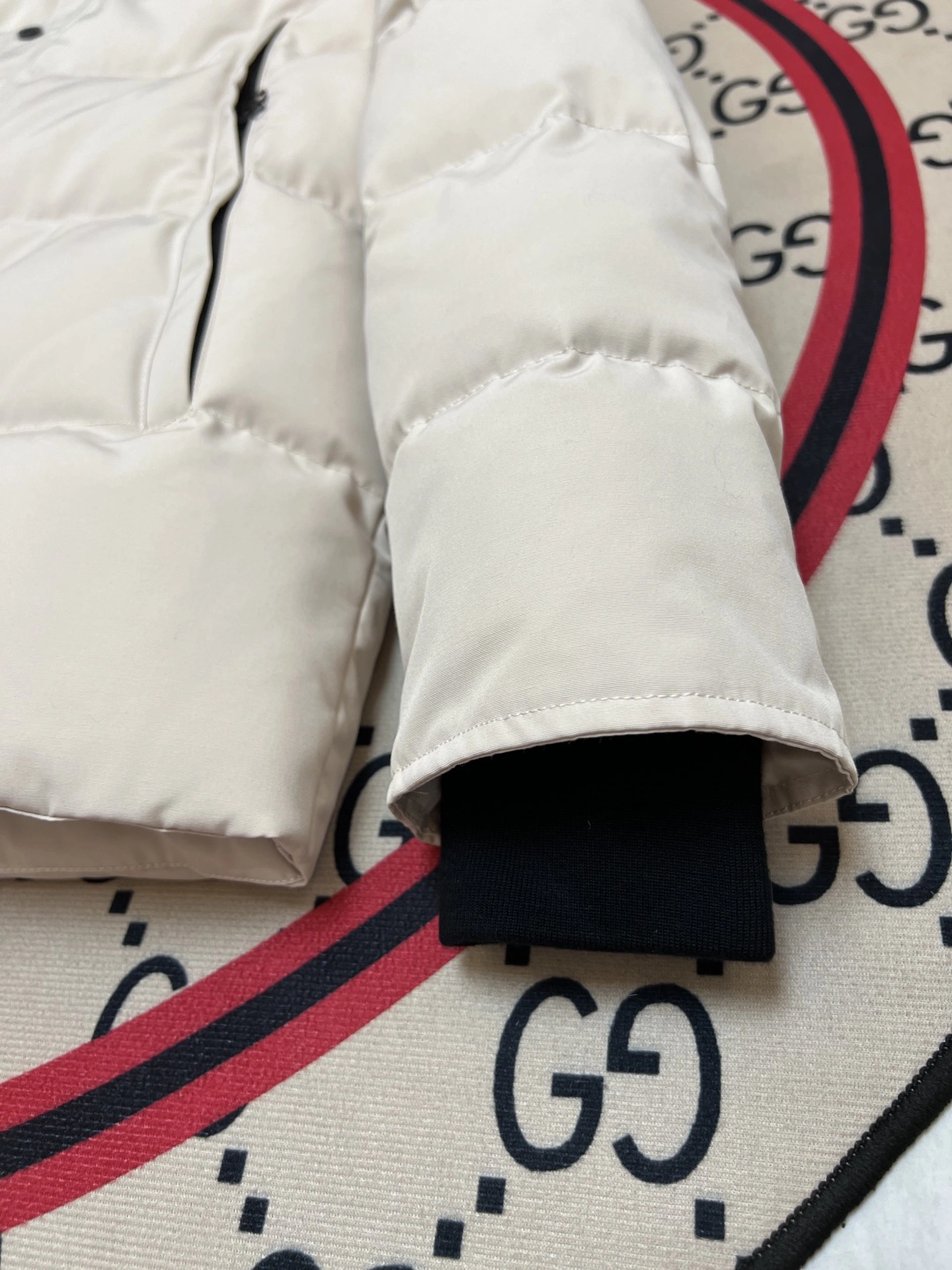 Fashionable Canada Goose Down Jackets 106536