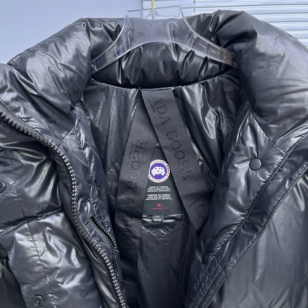 Canada Goose Down Jackets Tailored 106436