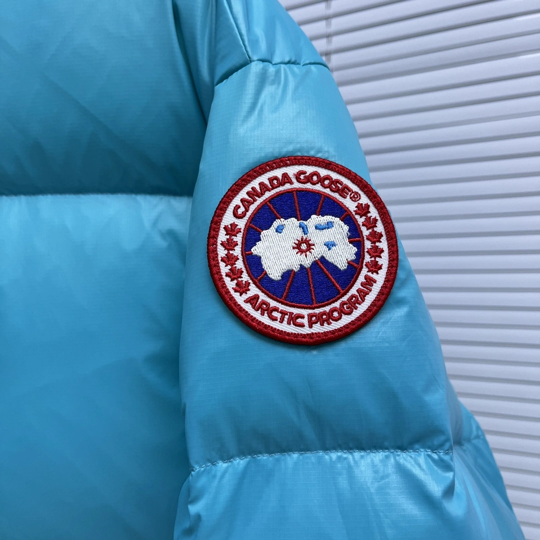 Canada Goose Down Jackets FreshLook 106472