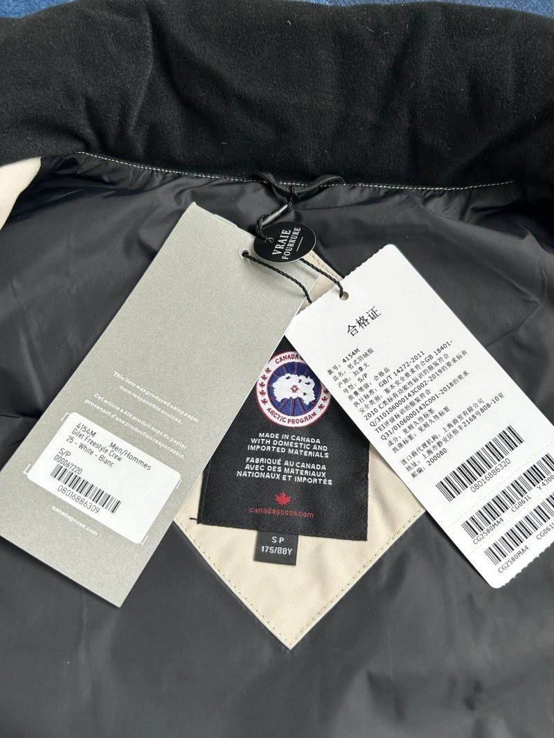 Canada Goose Down Jackets Contemporary 106341