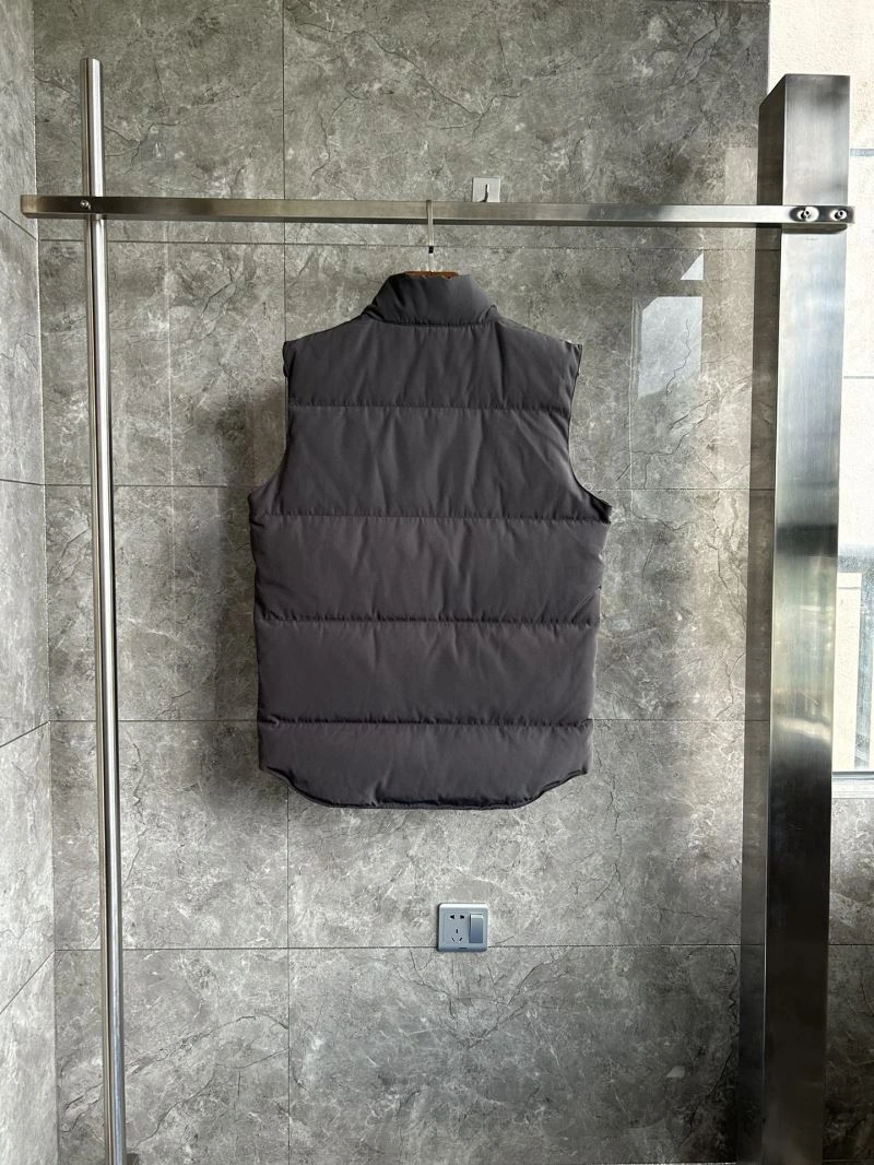 Canada Goose Down Jackets Versatile 106336