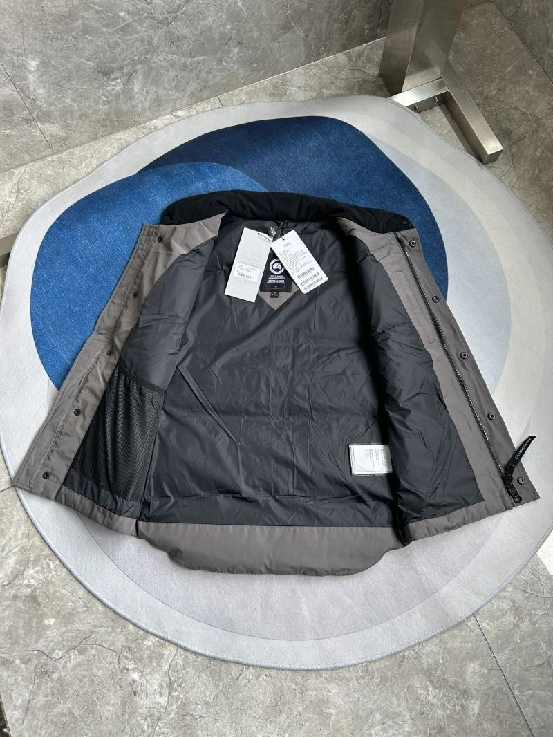 Canada Goose Down Jackets Versatile 106336