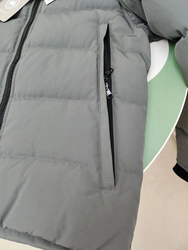 Canada Goose Down Jackets Timeless 106370
