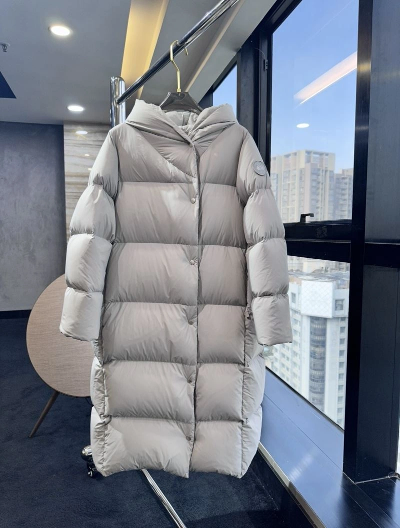 Canada Goose Down Jackets EasyMatch 106329