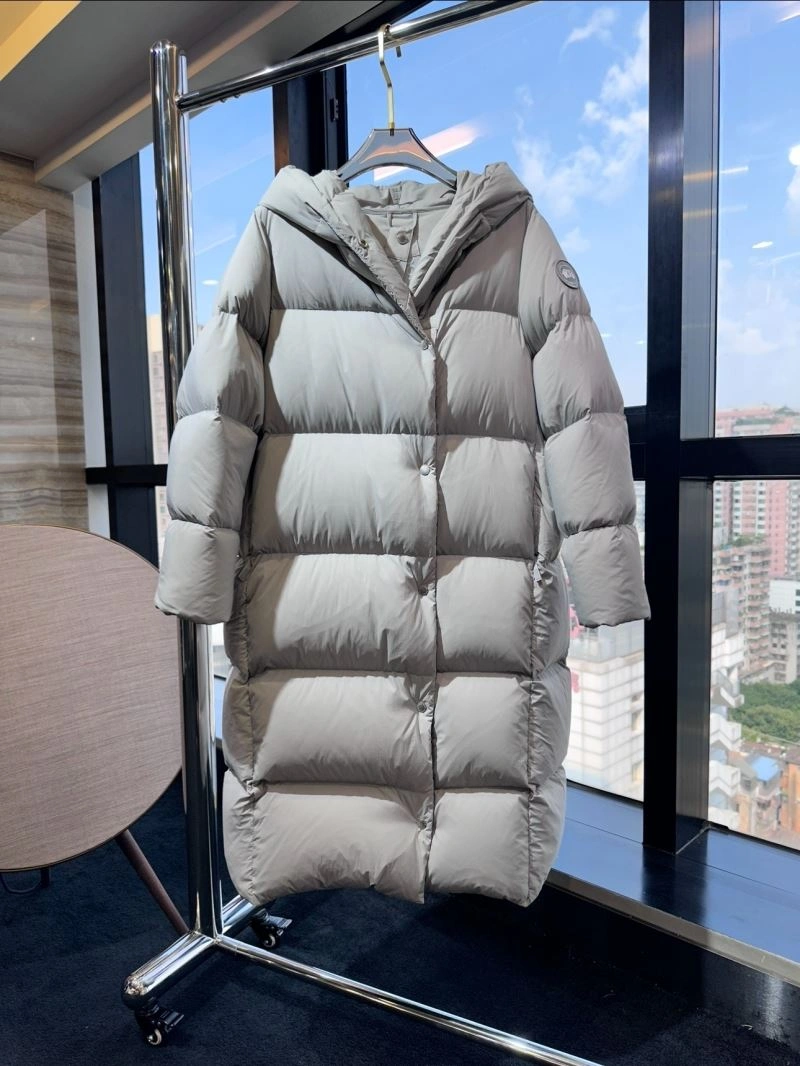 Canada Goose Down Jackets EasyMatch 106329
