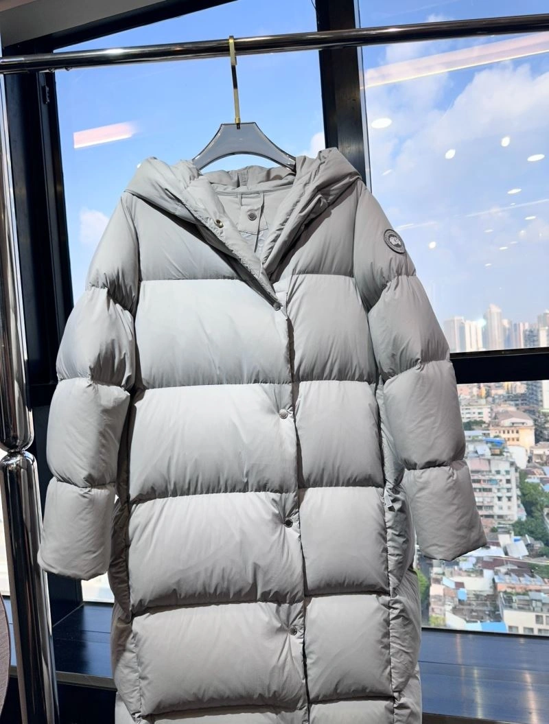 Canada Goose Down Jackets EasyMatch 106329
