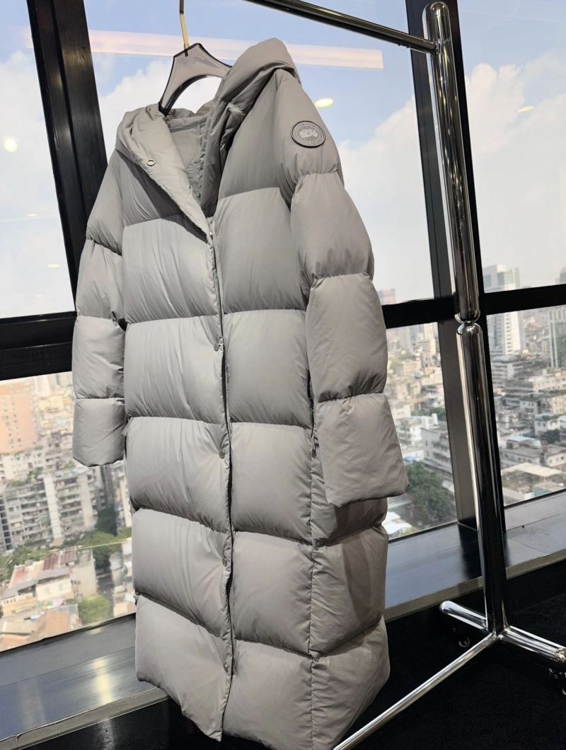 Canada Goose Down Jackets EasyMatch 106329