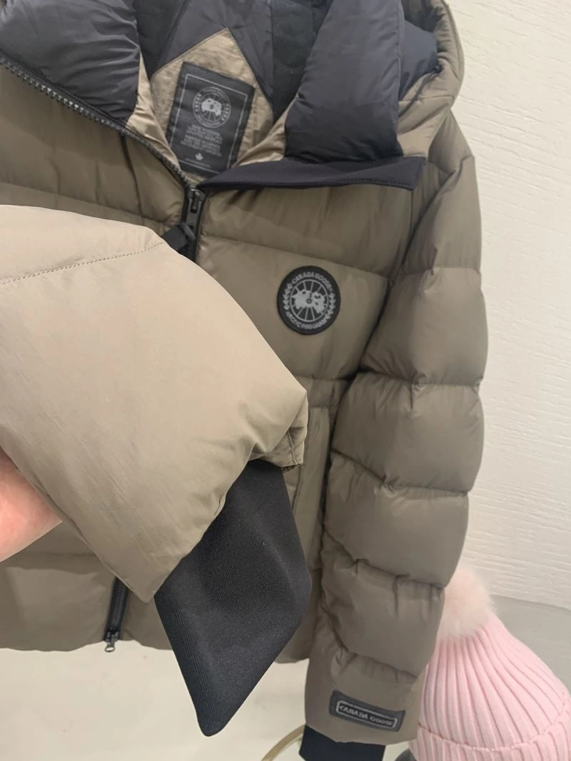 Contemporary Canada Goose Down Jackets 106334