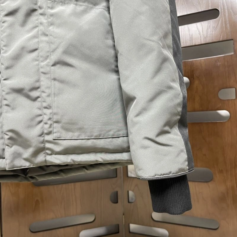 Canada Goose Down Jackets Premium 106258