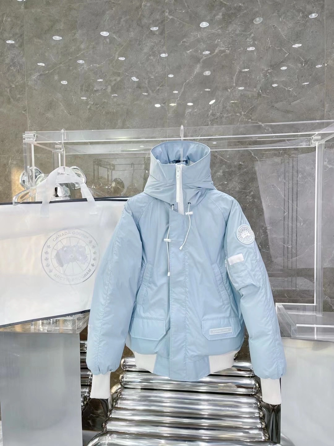 Canada Goose Down Jackets Contemporary 106432