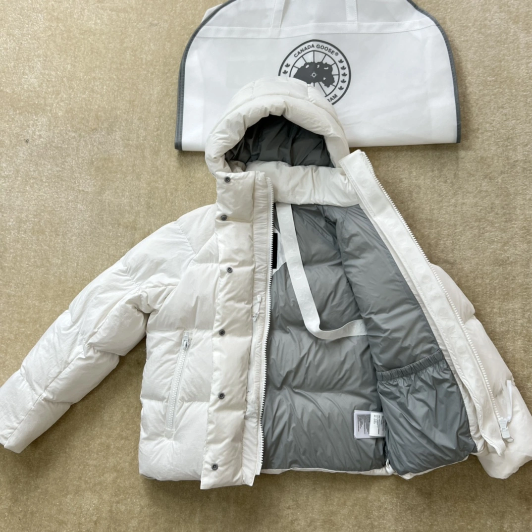 FlexibleFit Canada Goose Down Jackets 106377