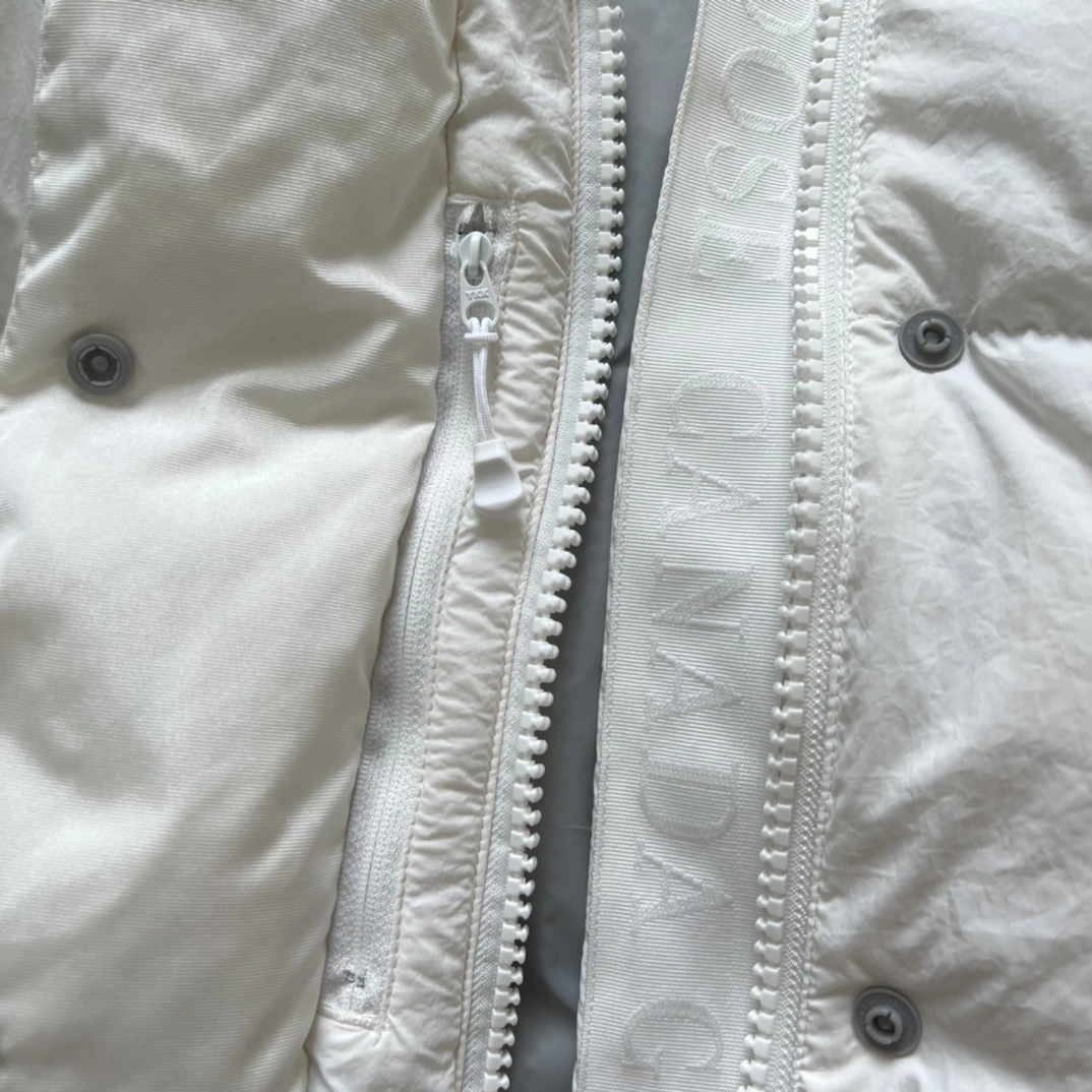 FlexibleFit Canada Goose Down Jackets 106377