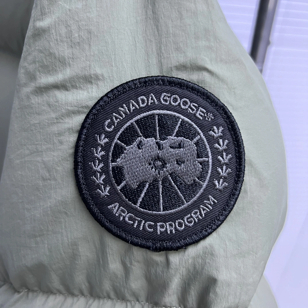TechFriendly Canada Goose Down Jackets 106376