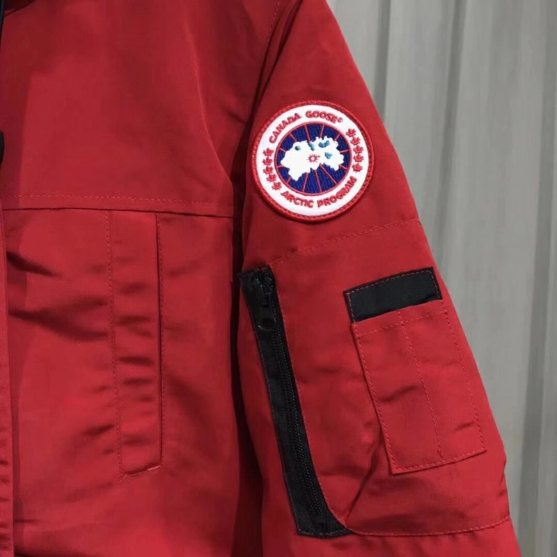 Canada Goose Down Jackets Modern 106375