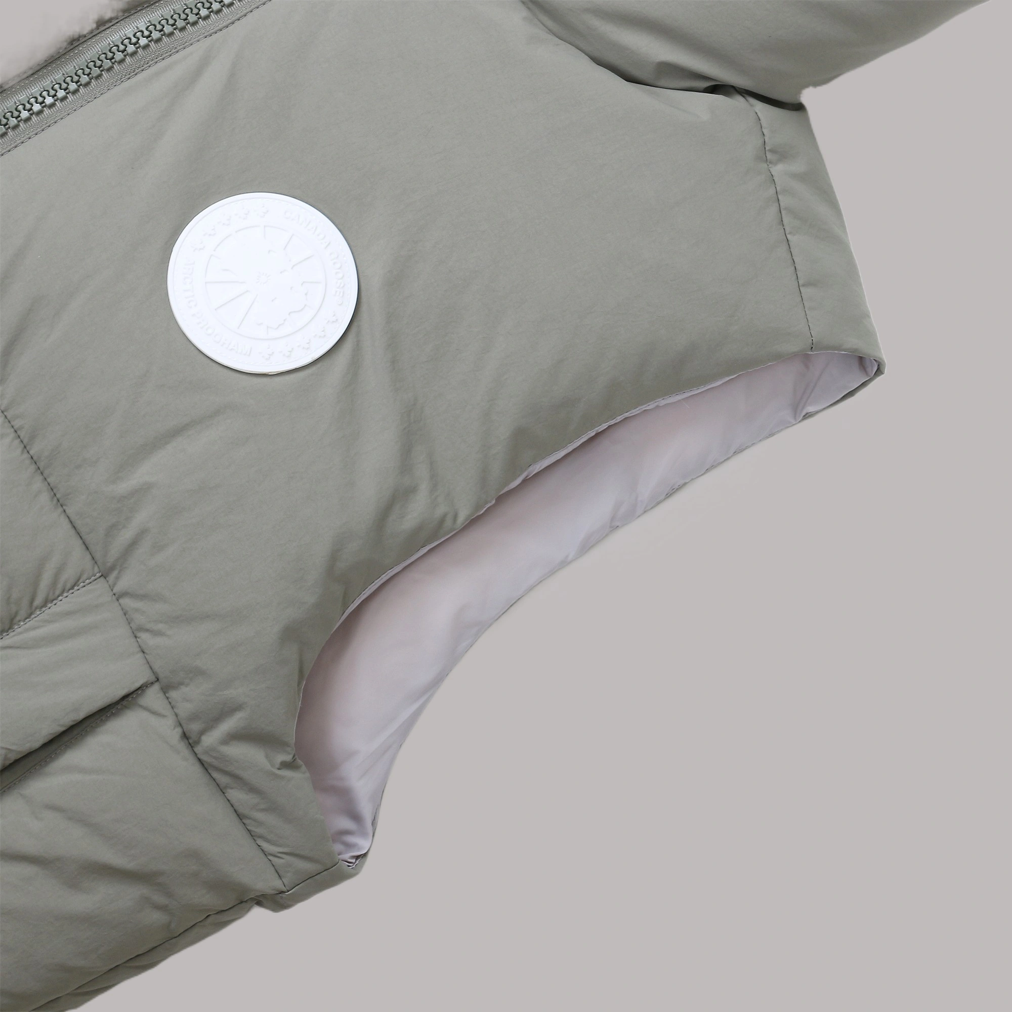 Canada Goose Down Jackets ModernLook 106367