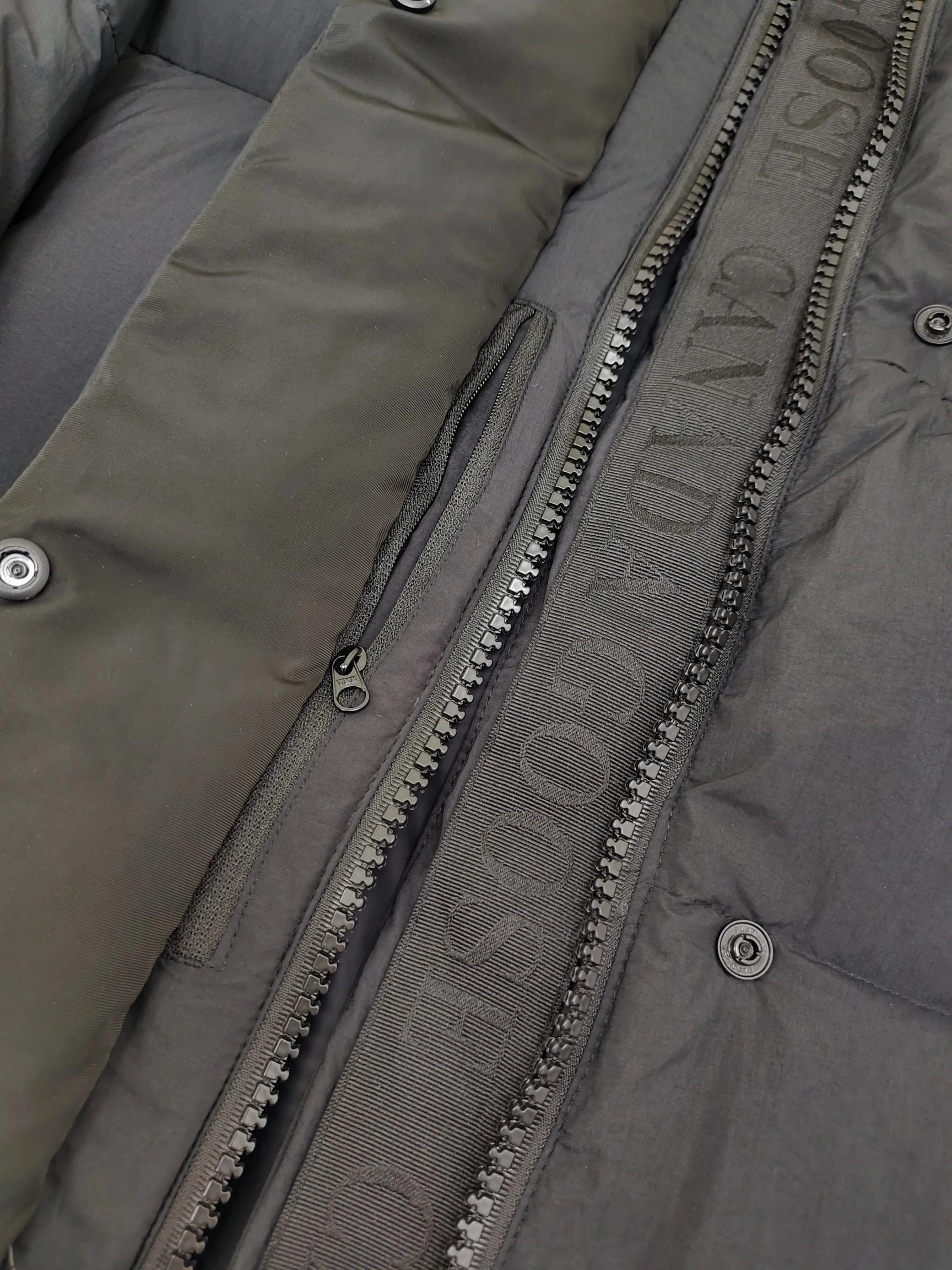Unisex Canada Goose Down Jackets 106363