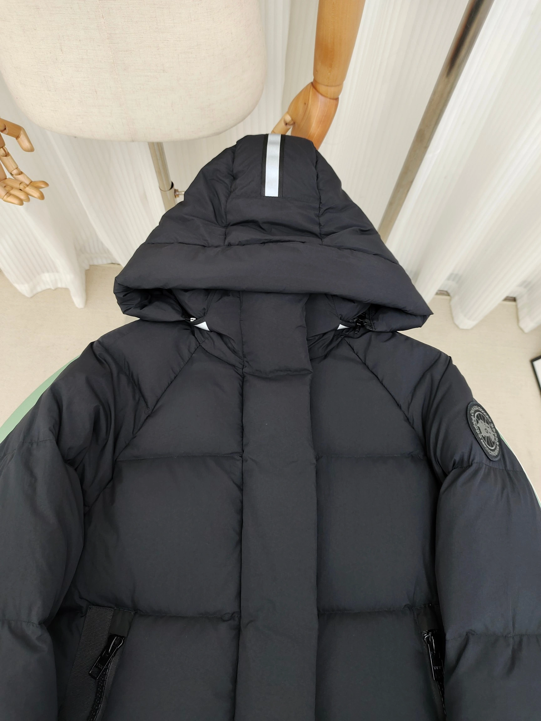 Canada Goose Down Jackets Functional 106360