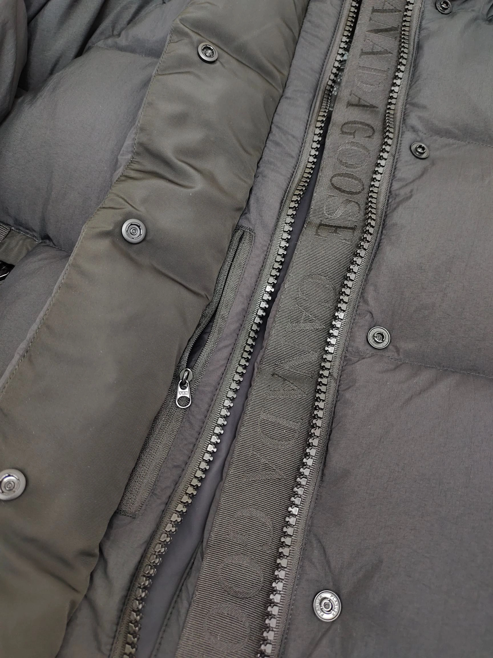 Canada Goose Down Jackets Functional 106360