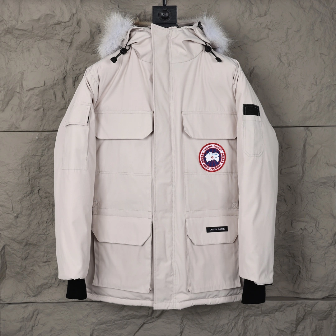 Chic Canada Goose Down Jackets 106350