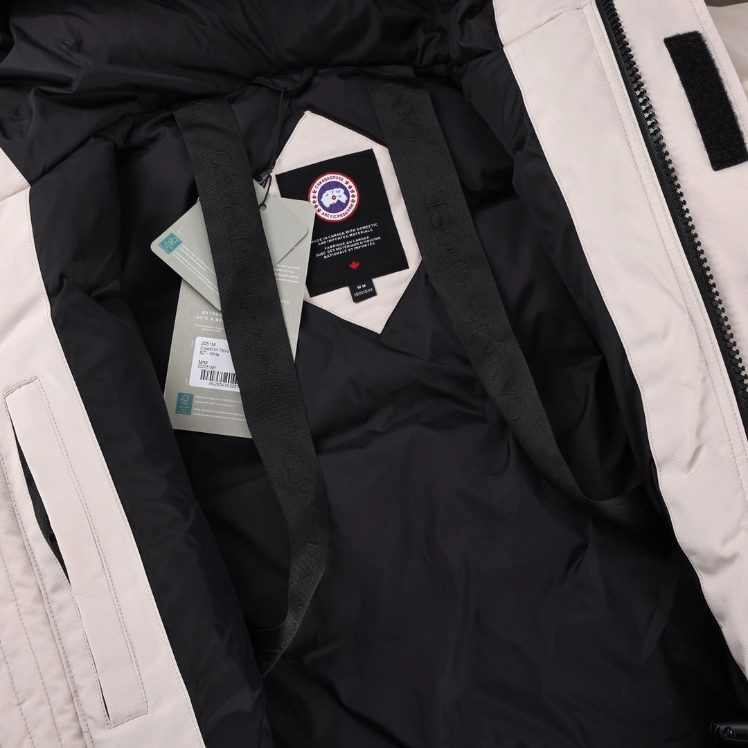Chic Canada Goose Down Jackets 106350