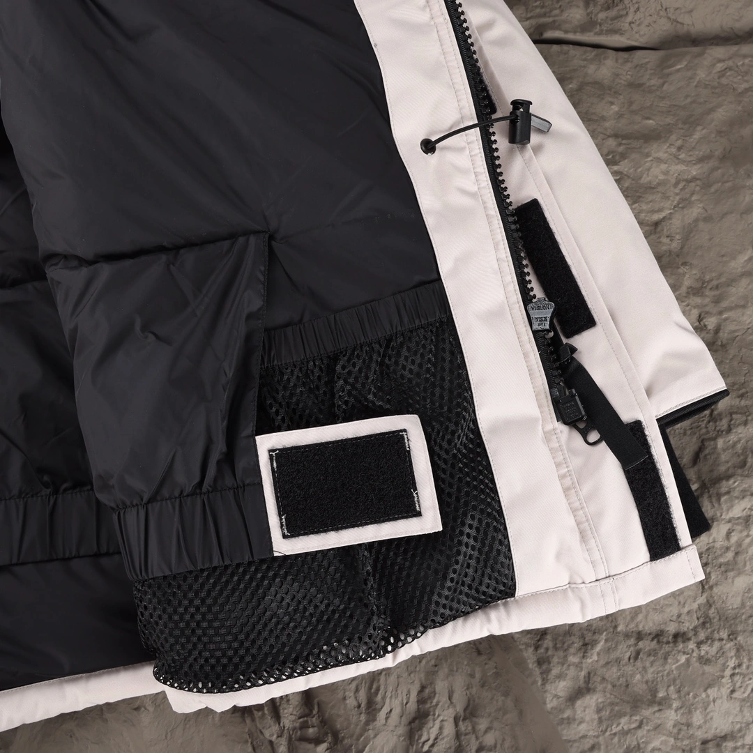 Chic Canada Goose Down Jackets 106350