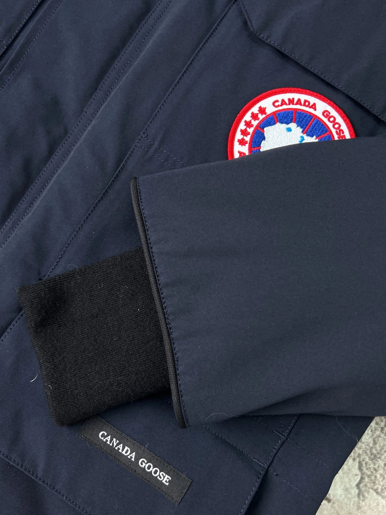 Canada Goose Down Jackets ModernLook 106358