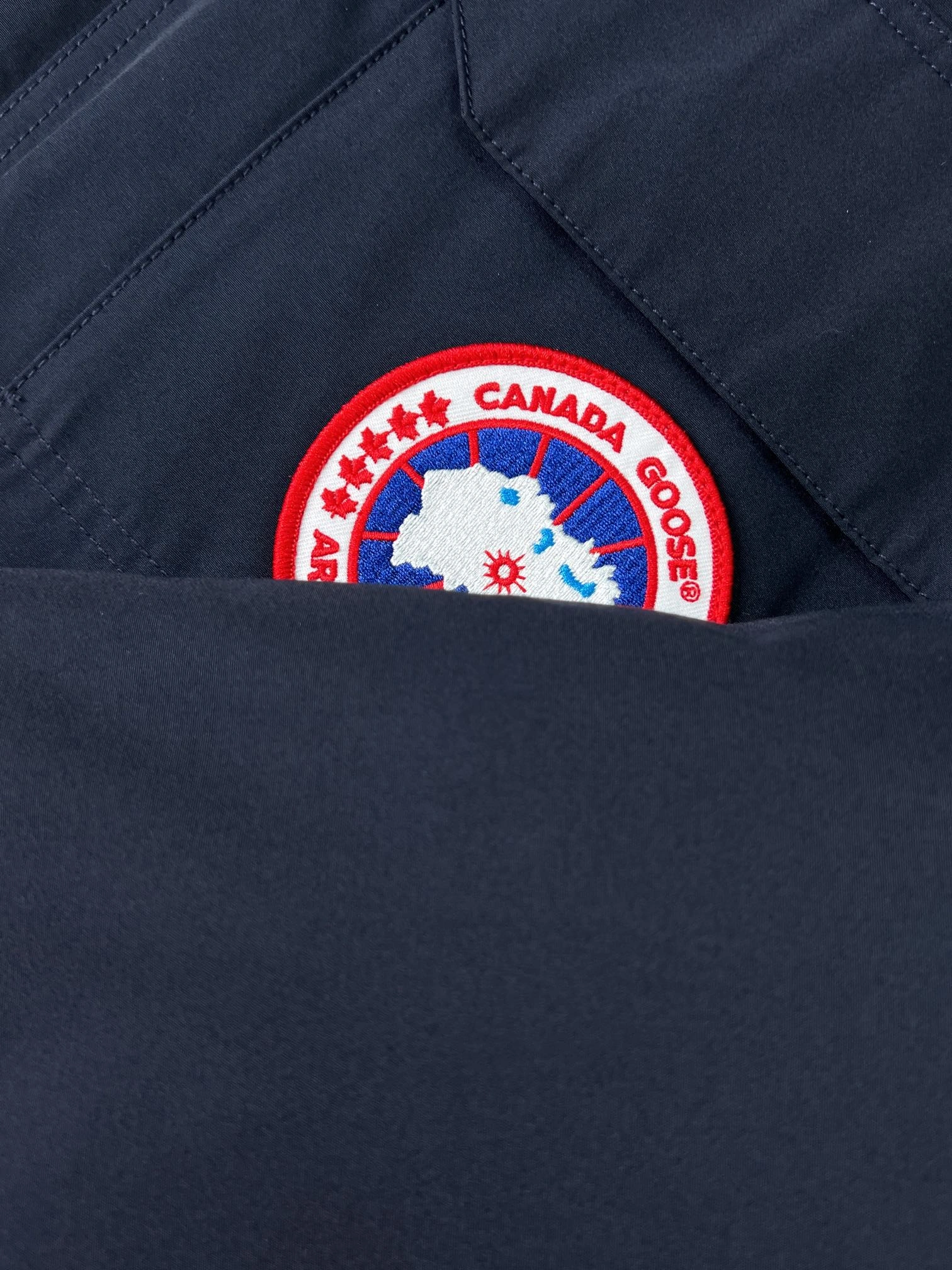 Canada Goose Down Jackets ModernLook 106358