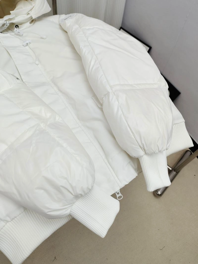Canada Goose Down Jackets Cozy 106290