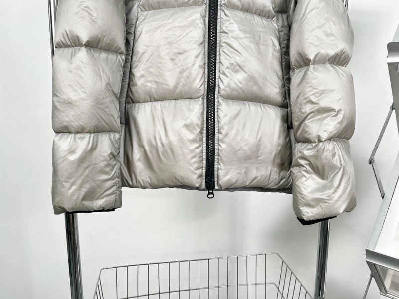 Canada Goose Down Jackets FreshLook 106280