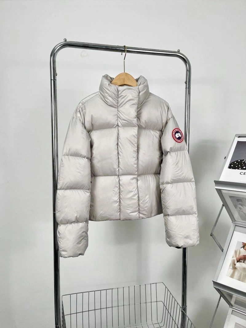 Canada Goose Down Jackets EyeCatching 106328