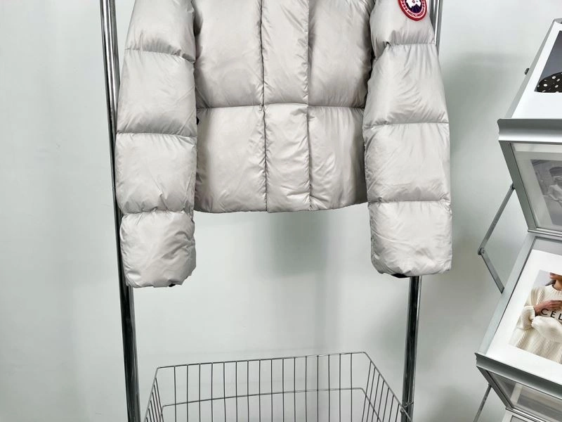 Canada Goose Down Jackets EyeCatching 106328