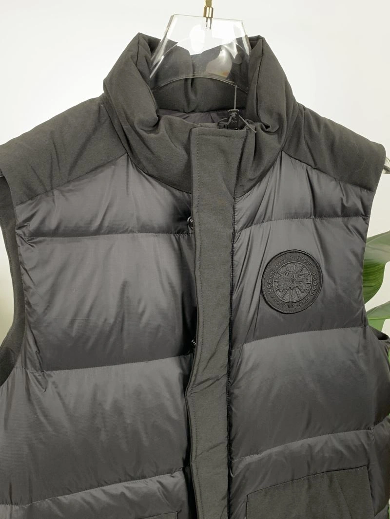 Canada Goose Down Jackets ZipUp 106332