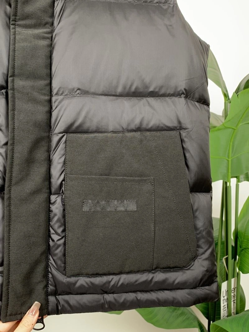 Canada Goose Down Jackets ZipUp 106332