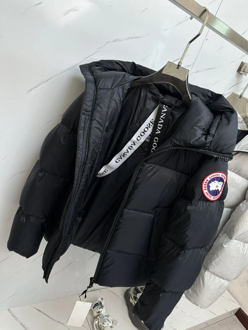WaterResistant Canada Goose Down Jackets 106185
