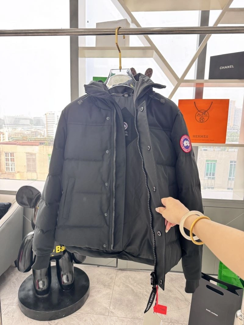 Canada Goose Down Jackets Supportive 106305