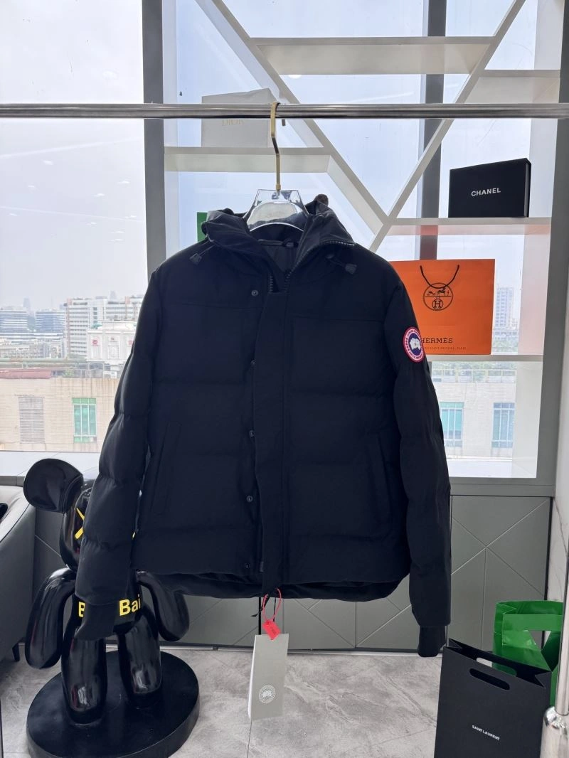 Canada Goose Down Jackets Supportive 106305