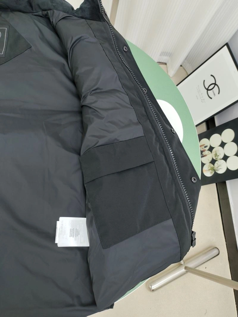 Canada Goose Down Jackets Neat 106272