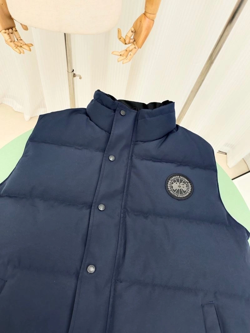 Canada Goose Down Jackets Practical 106309