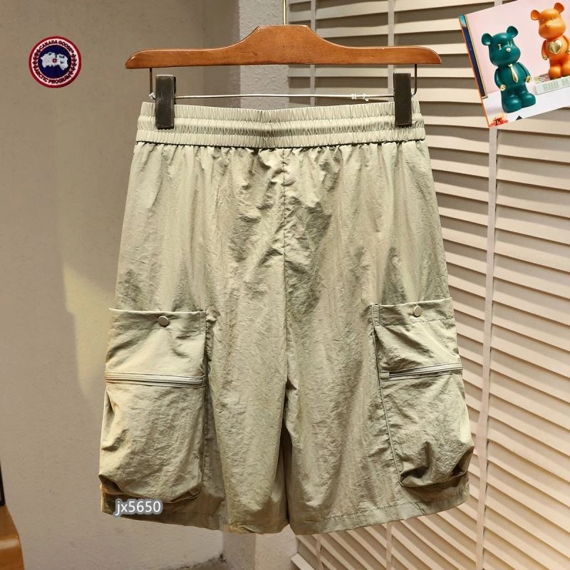 Canada Goose Short Pants Sleek 106206