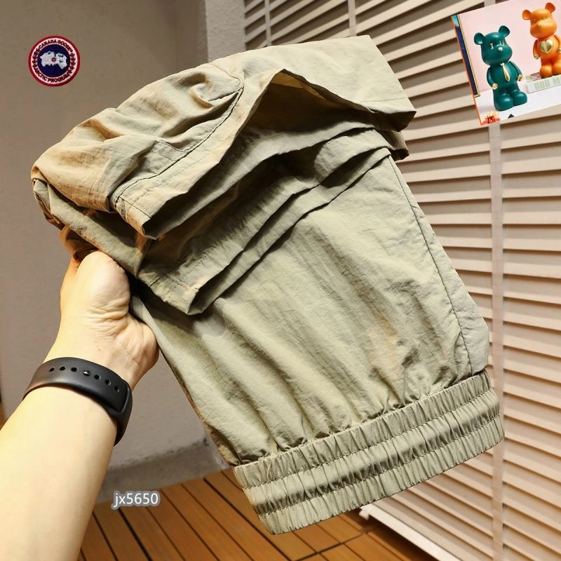 Canada Goose Short Pants Sleek 106206