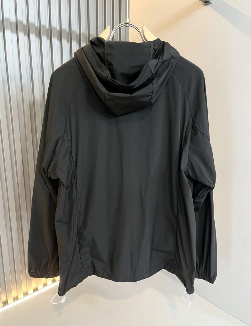 Canada Goose Sunscreen Jacket Stretchable 106220