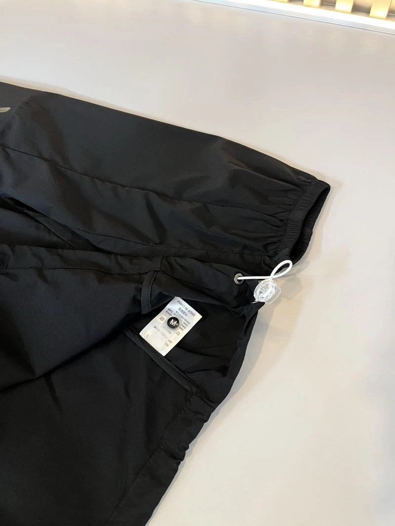 Canada Goose Sunscreen Jacket Stretchable 106220