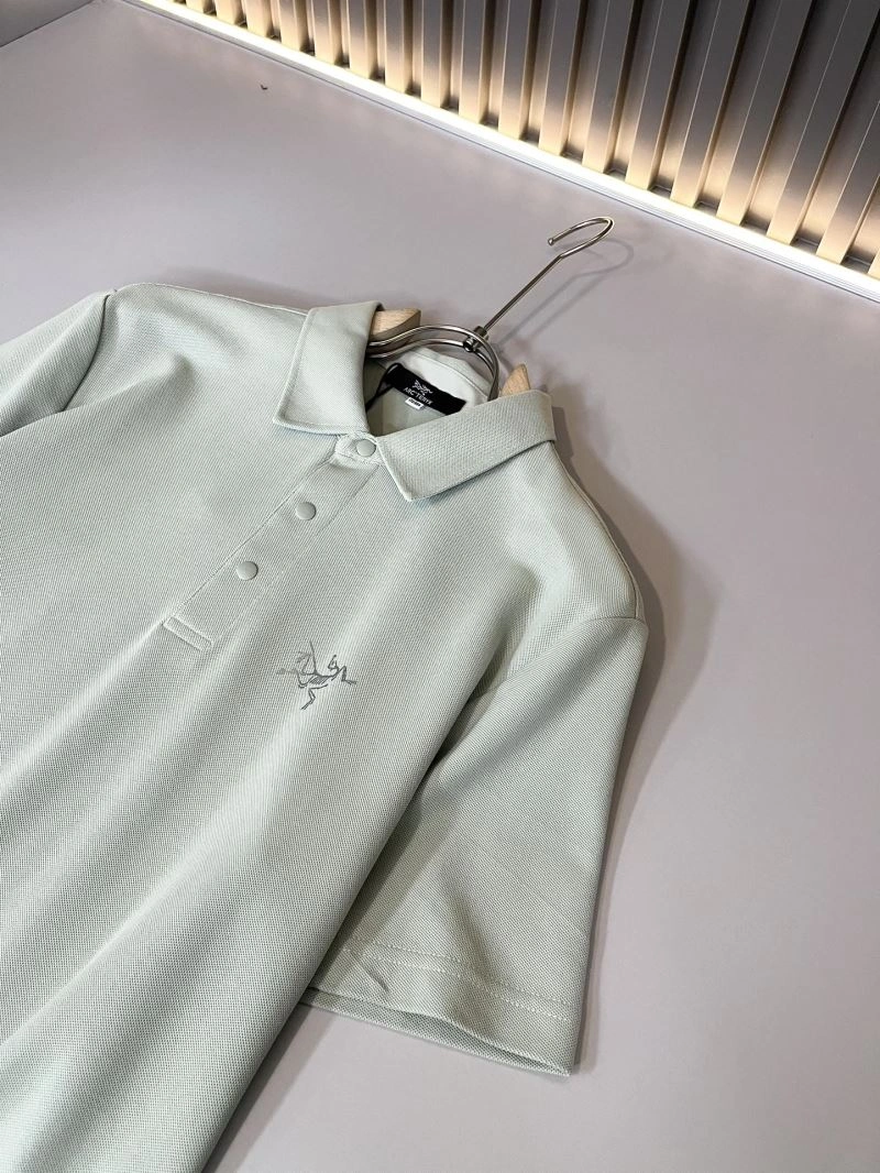 Snug Canada Goose T-Shirts 106215