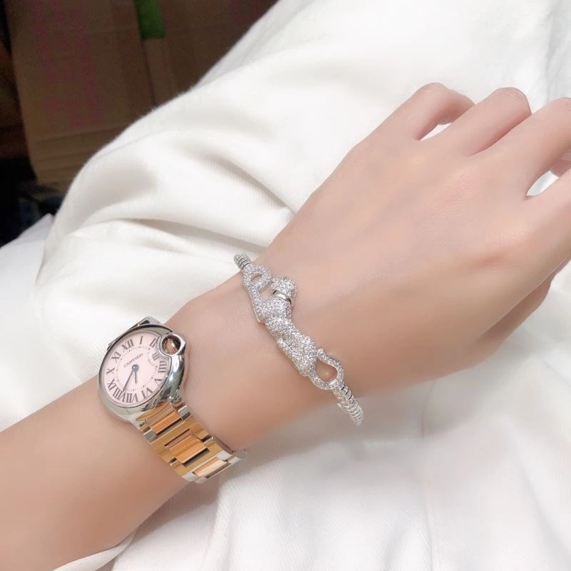 Cartier Bracelets Unique 217726