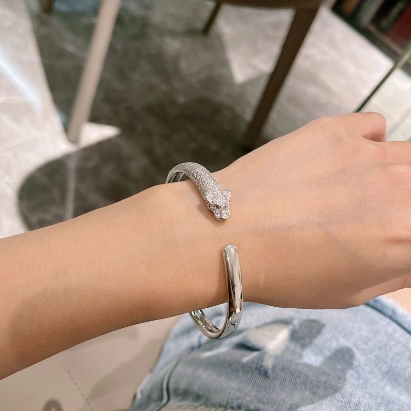 FreshLook Cartier Bracelets 217725
