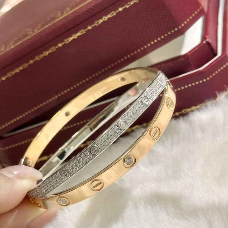 Cartier Bracelets UrbanStyle 217680