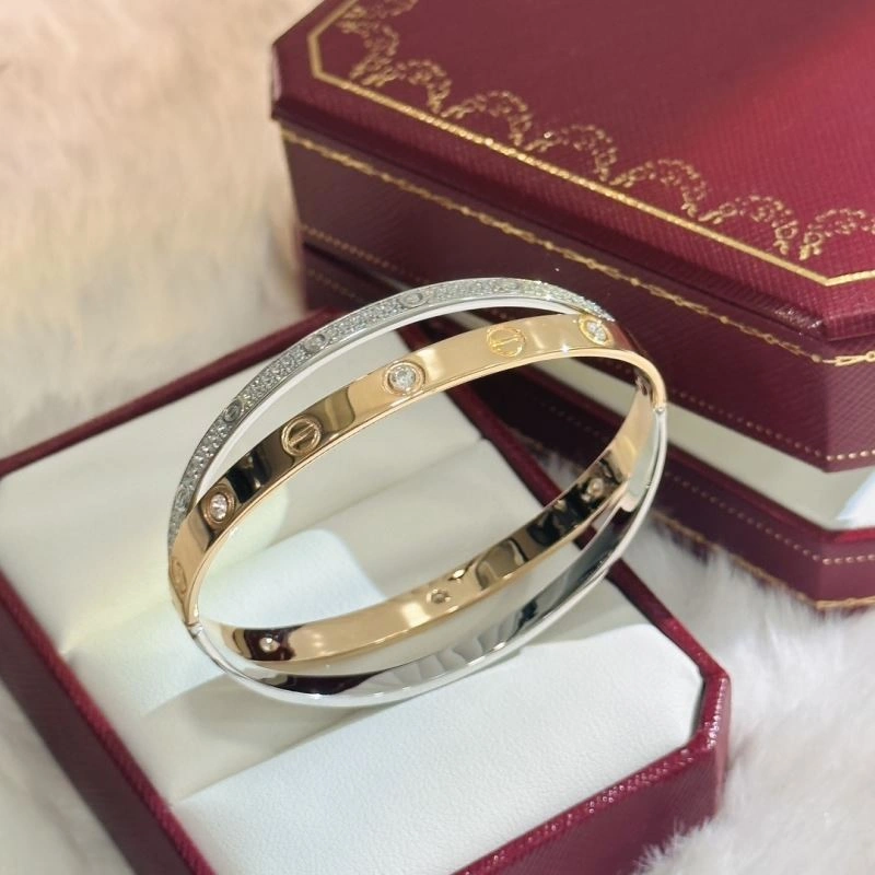 Cartier Bracelets UrbanStyle 217680