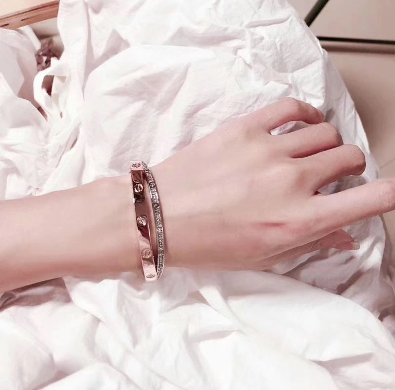 Cartier Bracelets UrbanStyle 217680